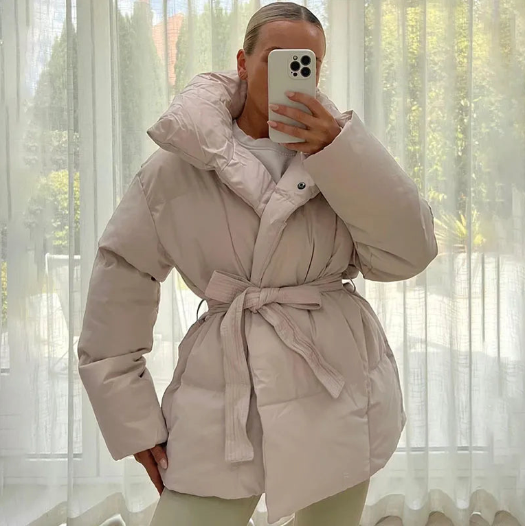 Celesti - Warme Winter Pufferjacke mit Gürtel