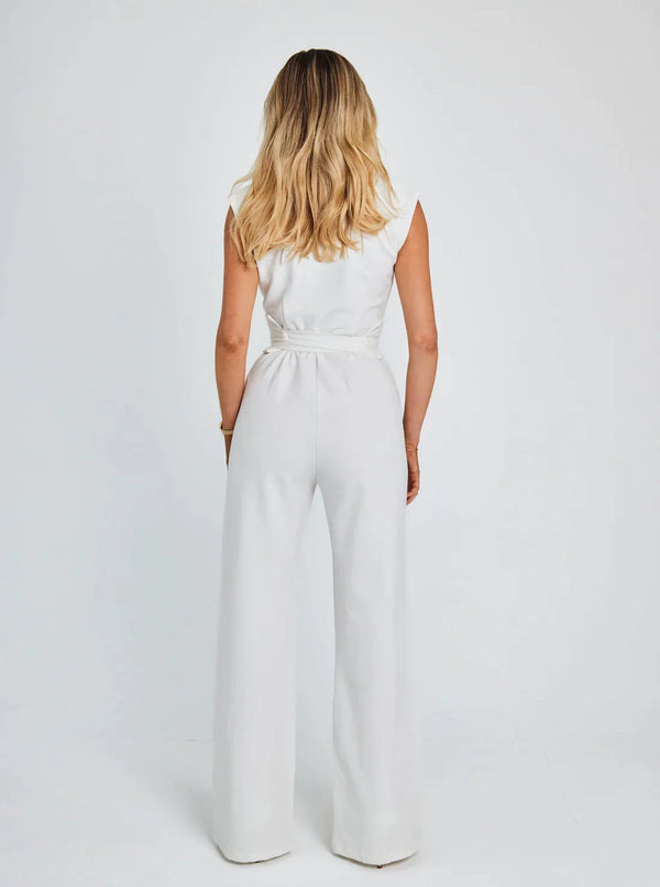 Amira | Eleganter weißer maßgeschneiderter Jumpsuit